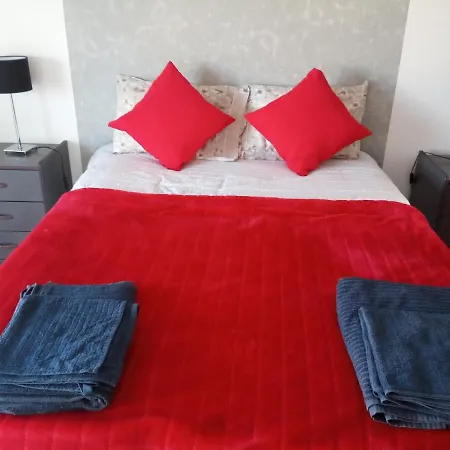 Waves Apartman Peniche
